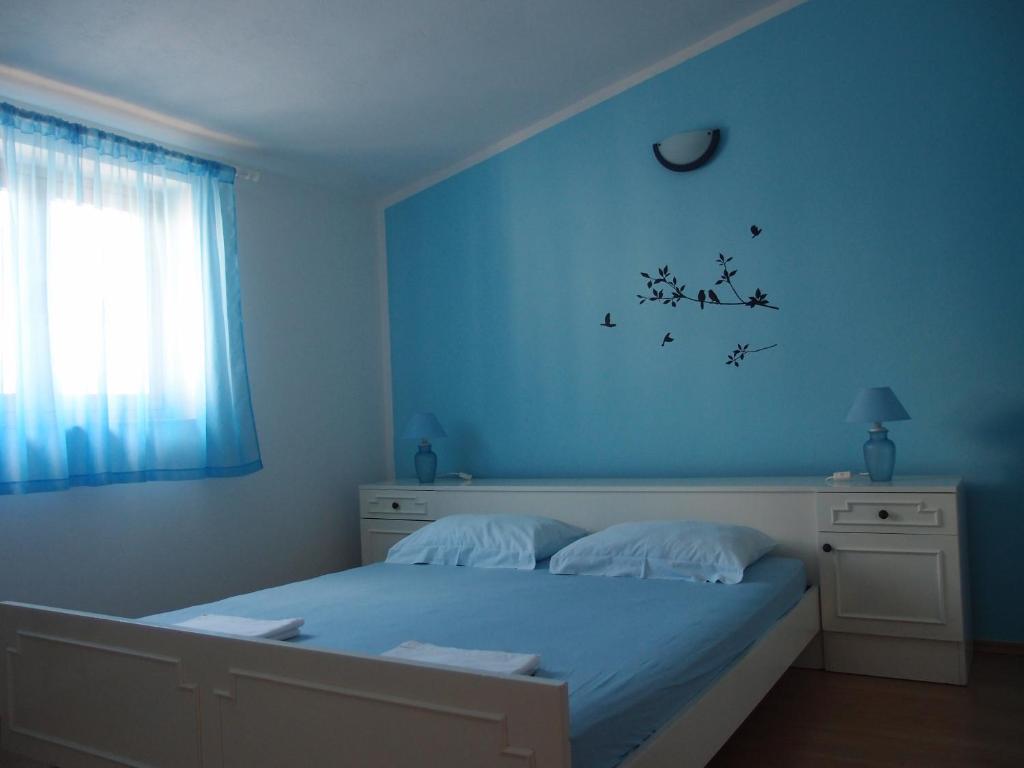 Apartments Zora Senj  Rom bilde